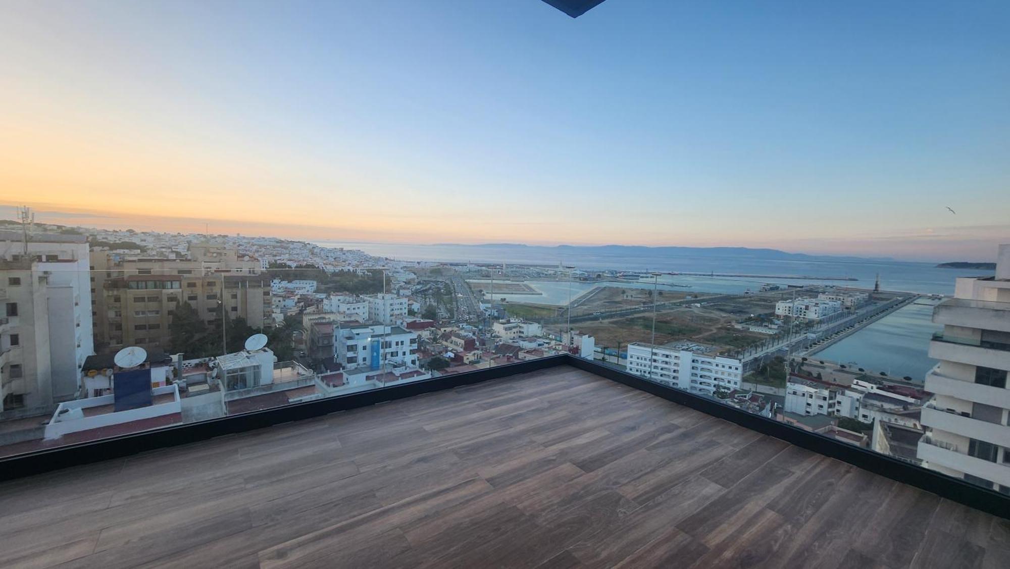 Magnifique Penthouse 160M2 Terrasse 90M2 Vue Mer Tanger Exterior foto